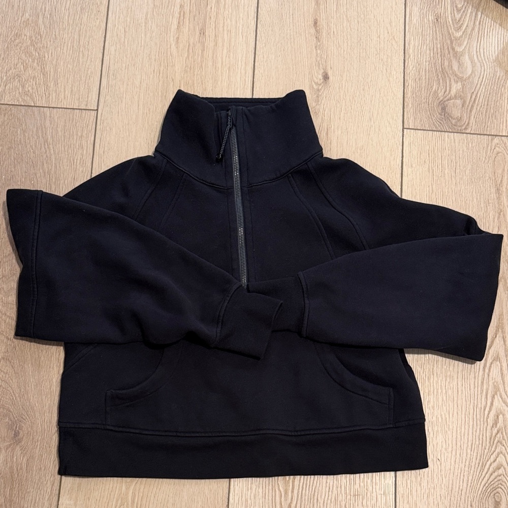 Luluemon scuba funnel neck black half zip pullover xs/s